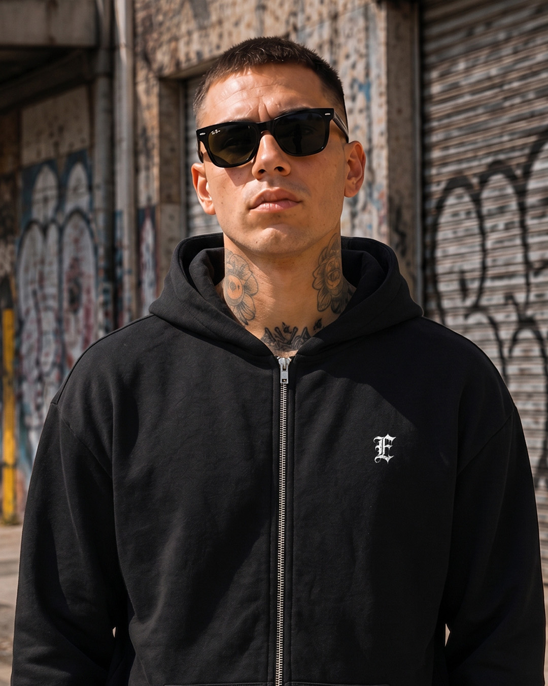 Stylové oversize mikina Trikito na modelovi